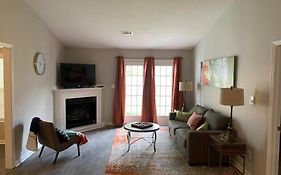 Comfy, Stylish Townhome Near I-20!